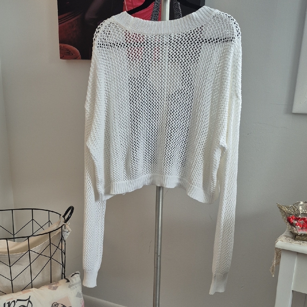 Elegant White Women's Cardigan - Picture 4 of 4